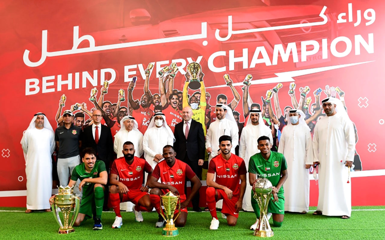 "محمد المري وعبد الواحد الرستماني يتوسطان الحضور في احتفالية الإنجازات | من المصدر"