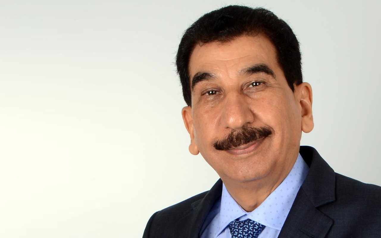 "أحمد العموش"