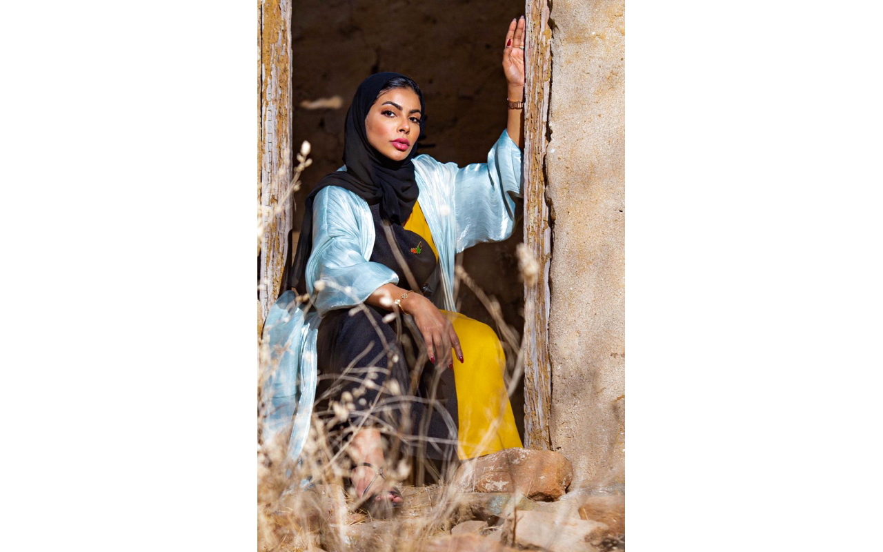 "عزيزة الحساني"