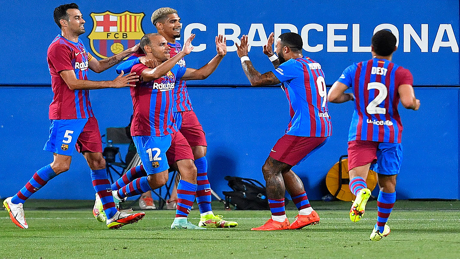 برشلونة يسترجع ابتسامته بعد رحيل ميسي بفوز ودي على يوفنتوس