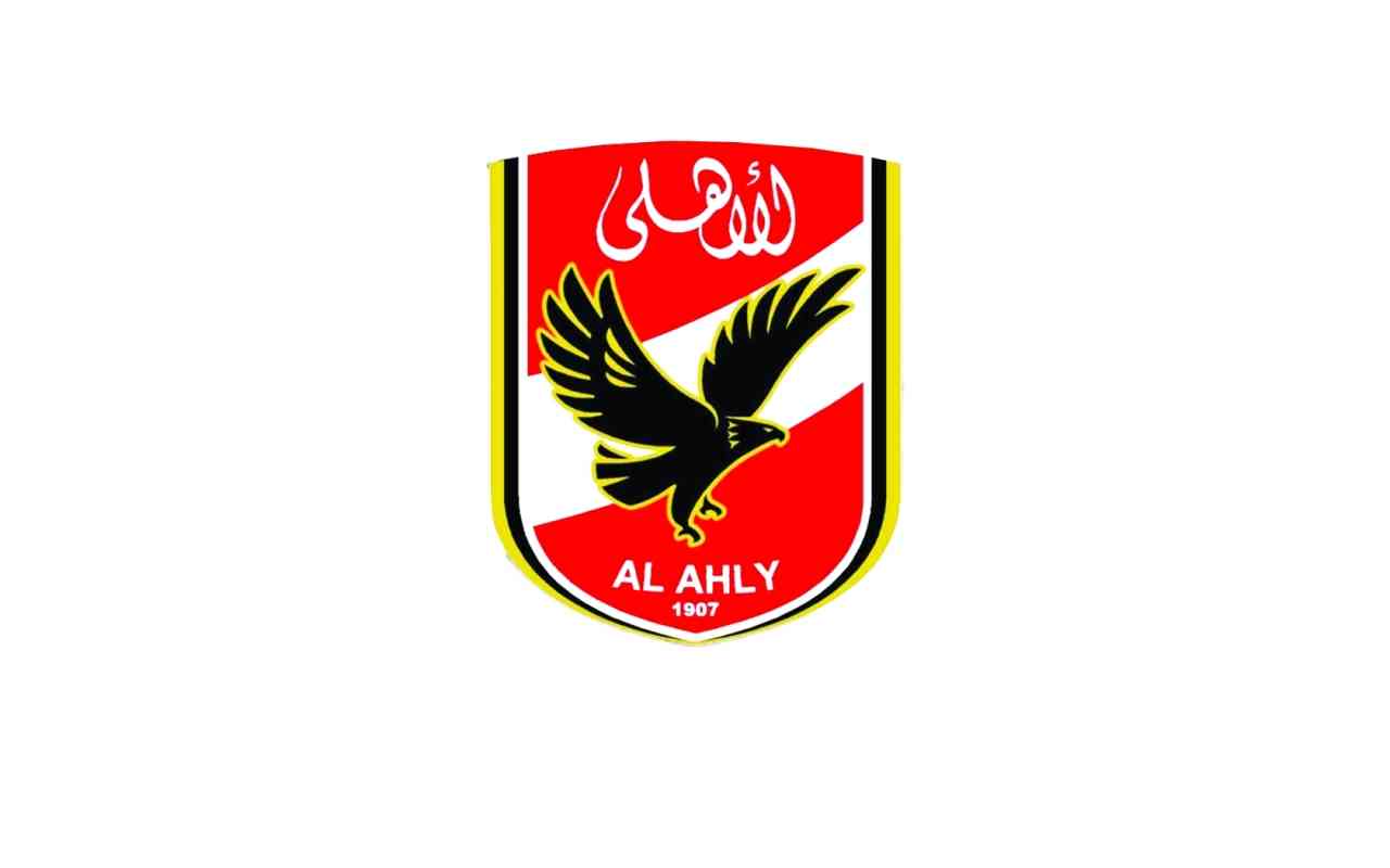 الأهلي يحصّن نجومه ضد مغريات الاحتراف