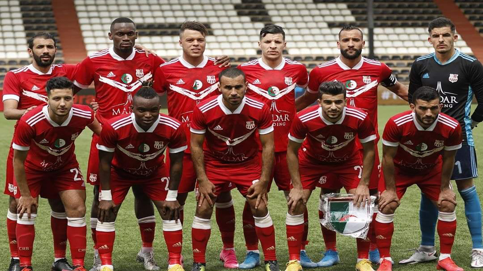 بلوزداد يقترب من الاحتفاظ بلقب الدوري الجزائري بفوز على المولودية