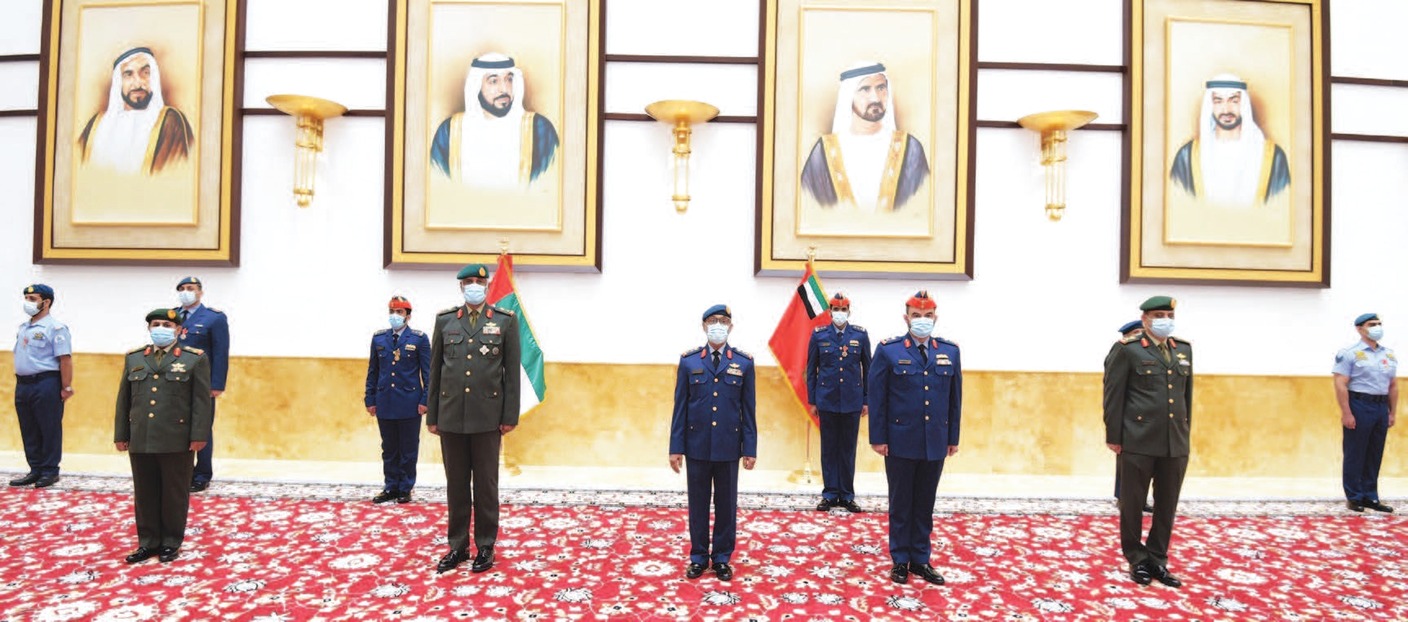 تكريم أبطال قواتنا المسلحة لمواقفهم في إجلاء الدبلوماسيين الإماراتيين من أفغانستان