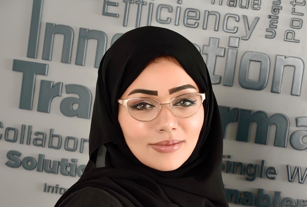 "نورة الظاهري"