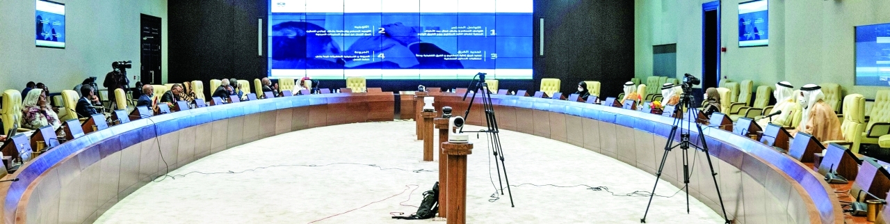 "وفد حكومة الإمارات يعقد سلسلة اجتماعات مع كبار المسؤولين في الحكومة السودانية | من المصدر"