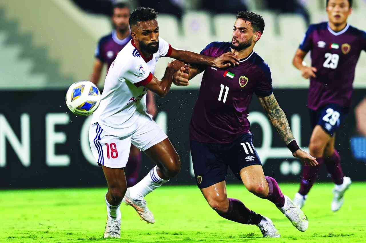 "خلال مباراة الشارقة والوحدة في دوري أبطال آسيا | تصوير: سالم خميس"