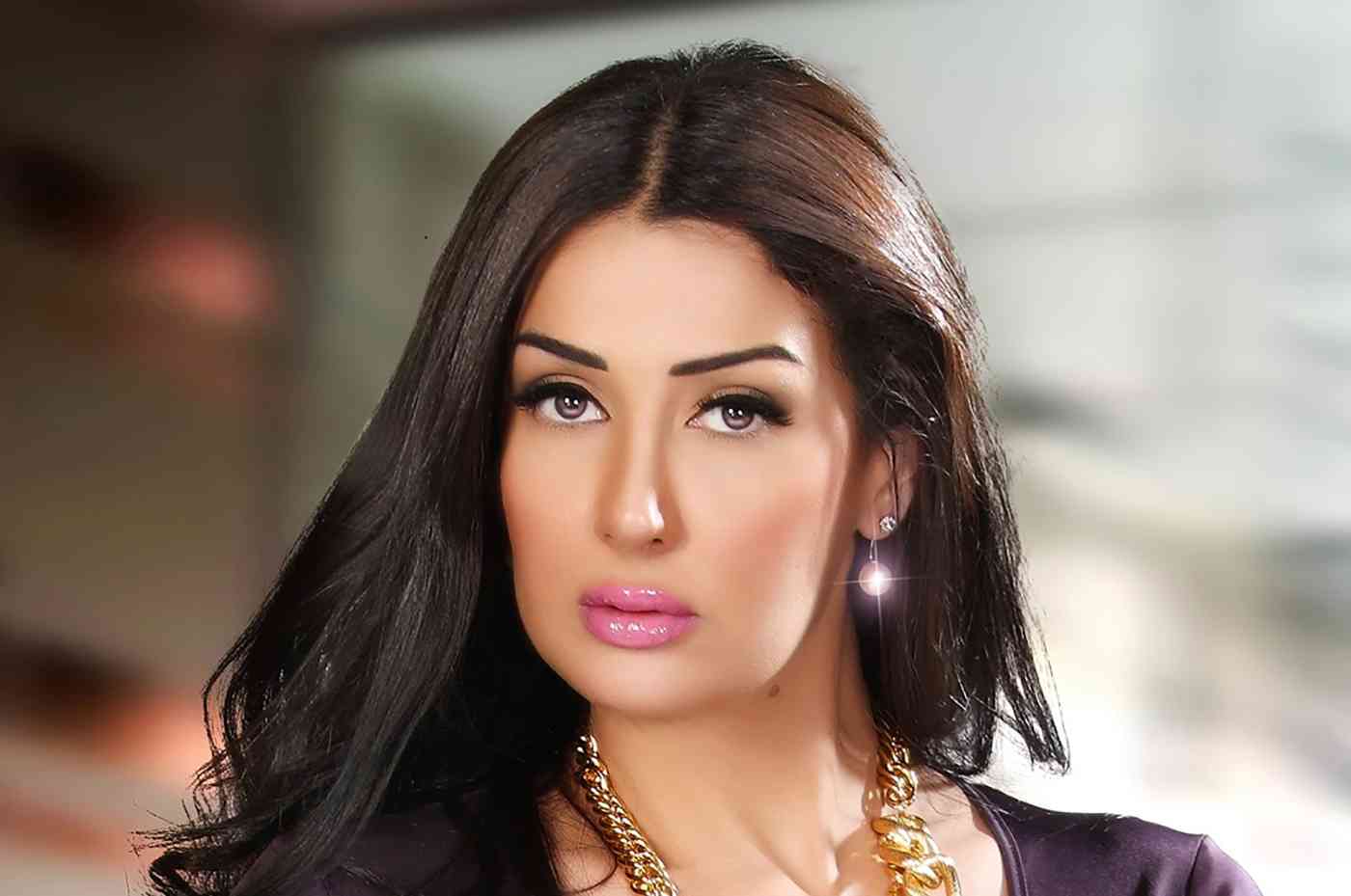 فنانة شهيرة تحذف جميع صورها على انستغرام