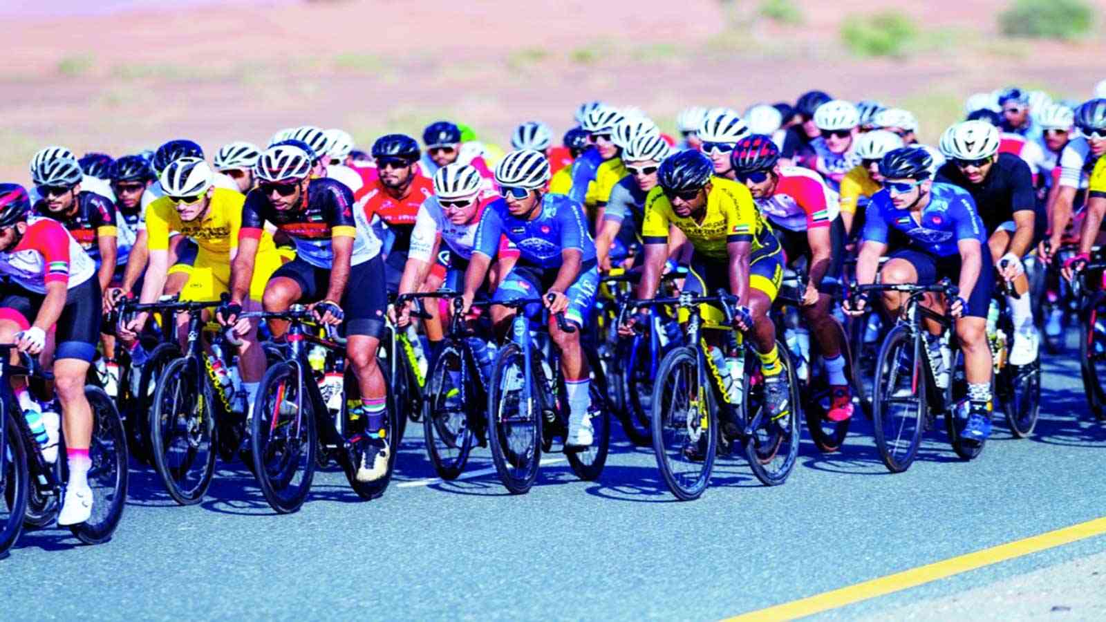 «سباق نزوى» يفتتح موسم الدراجات