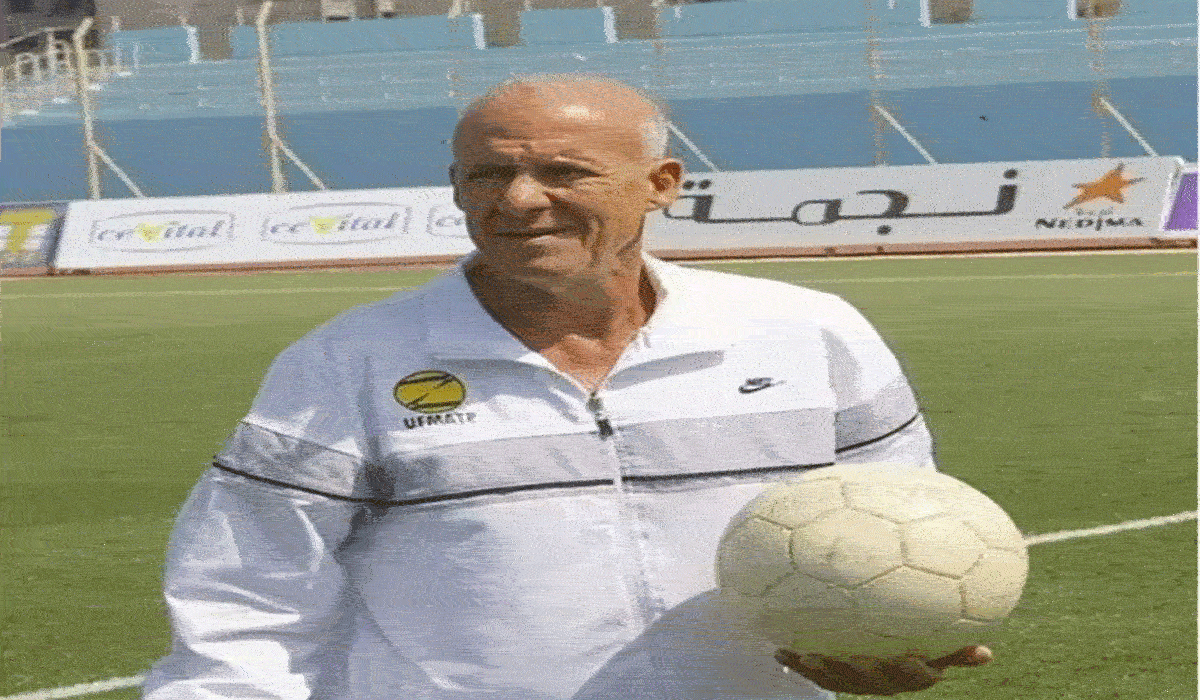 وفاة رشيد دالي مهاجم منتخب الجزائر السابق