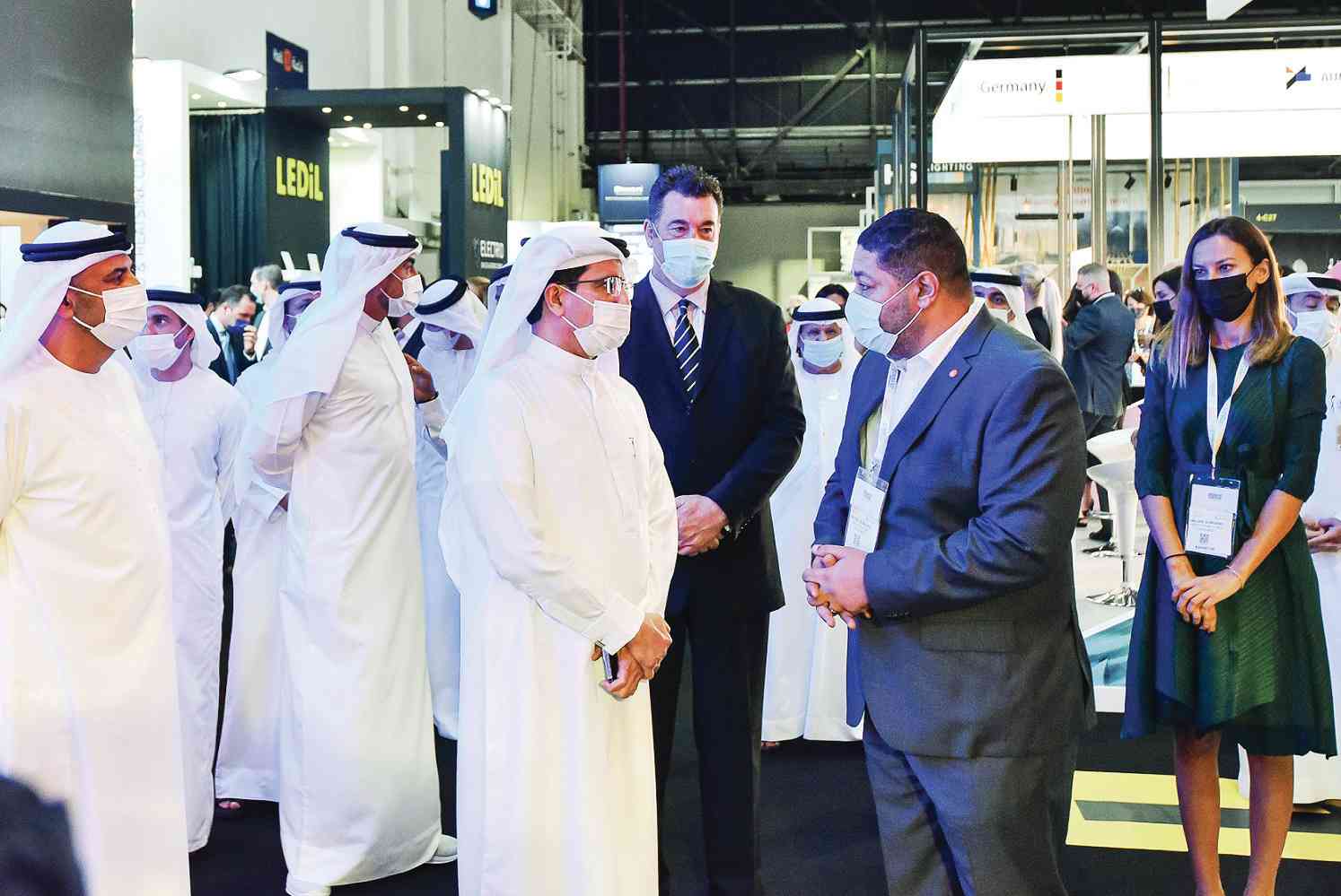 100 عارض من 23 دولة في معرض «لايت ميدل إيست» 2021 بدبي