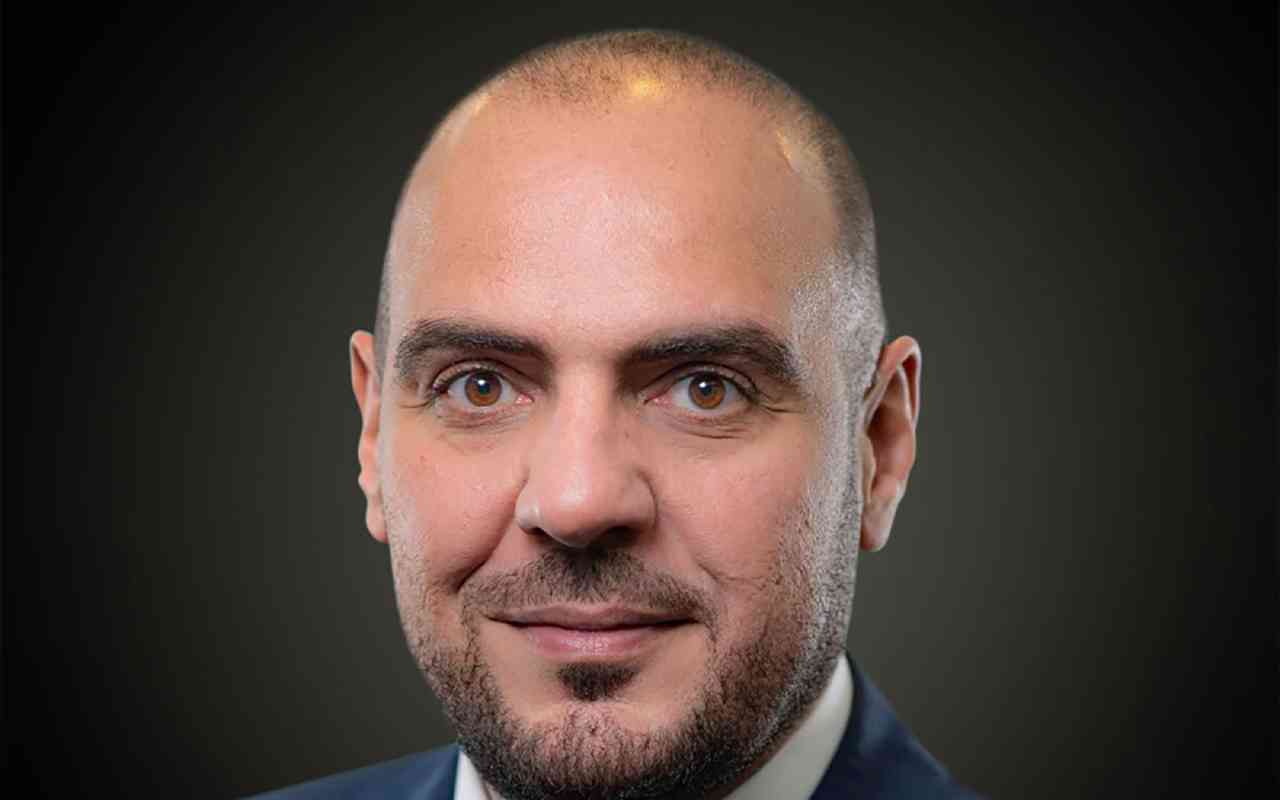 "سامر أبو عكر"