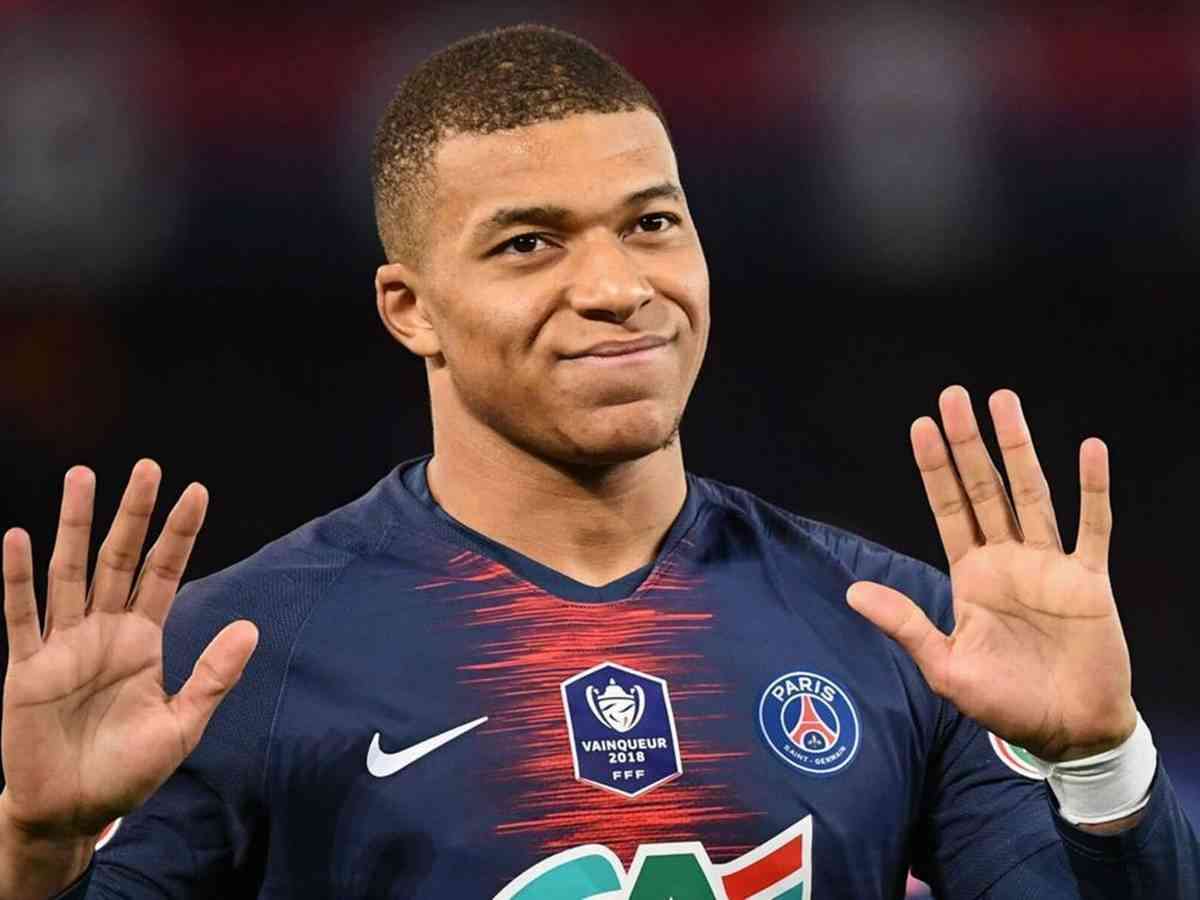 بنزيمة: انتقال مبابي إلى ريال مدريد مسألة وقت