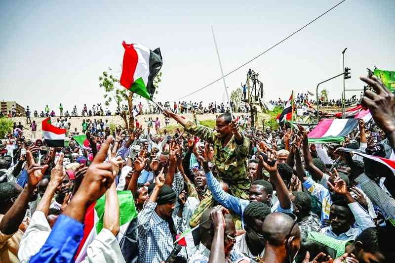 رفض سوداني واسع  لـ«الإخوان» في الحاضنة السياسية