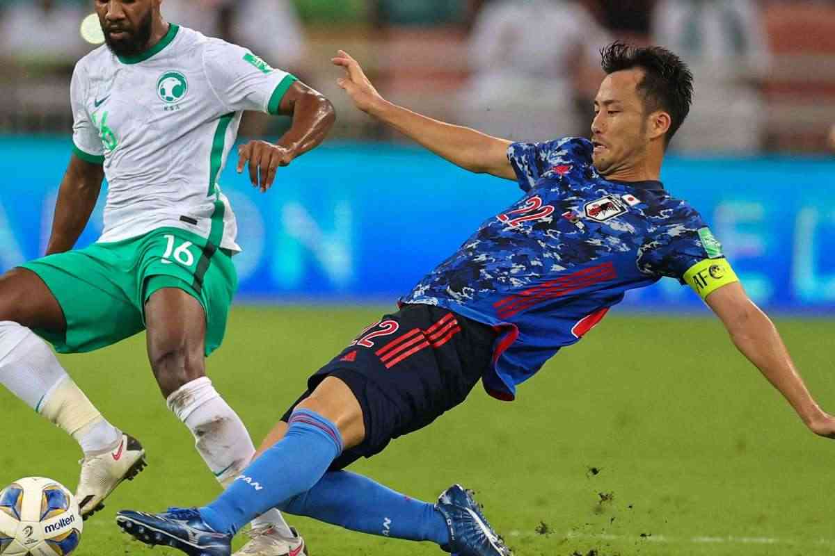 قائد منتخب اليابان يتهم مشجعين سعوديين بالعنصرية..والجماهير تطلق حملة اعتذار (فيديو)