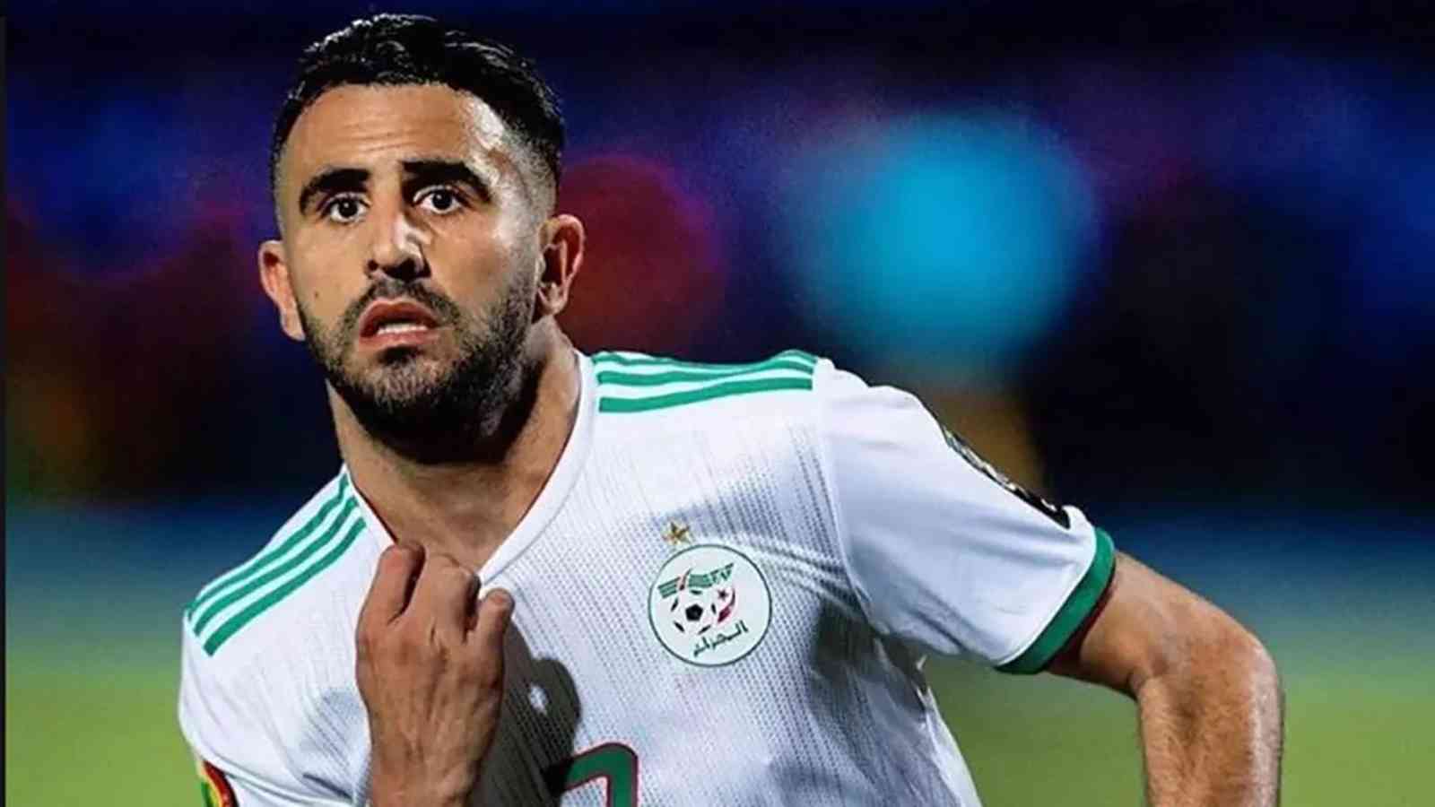 محرز يطمئن الجزائريين على مستقبله مع السيتي