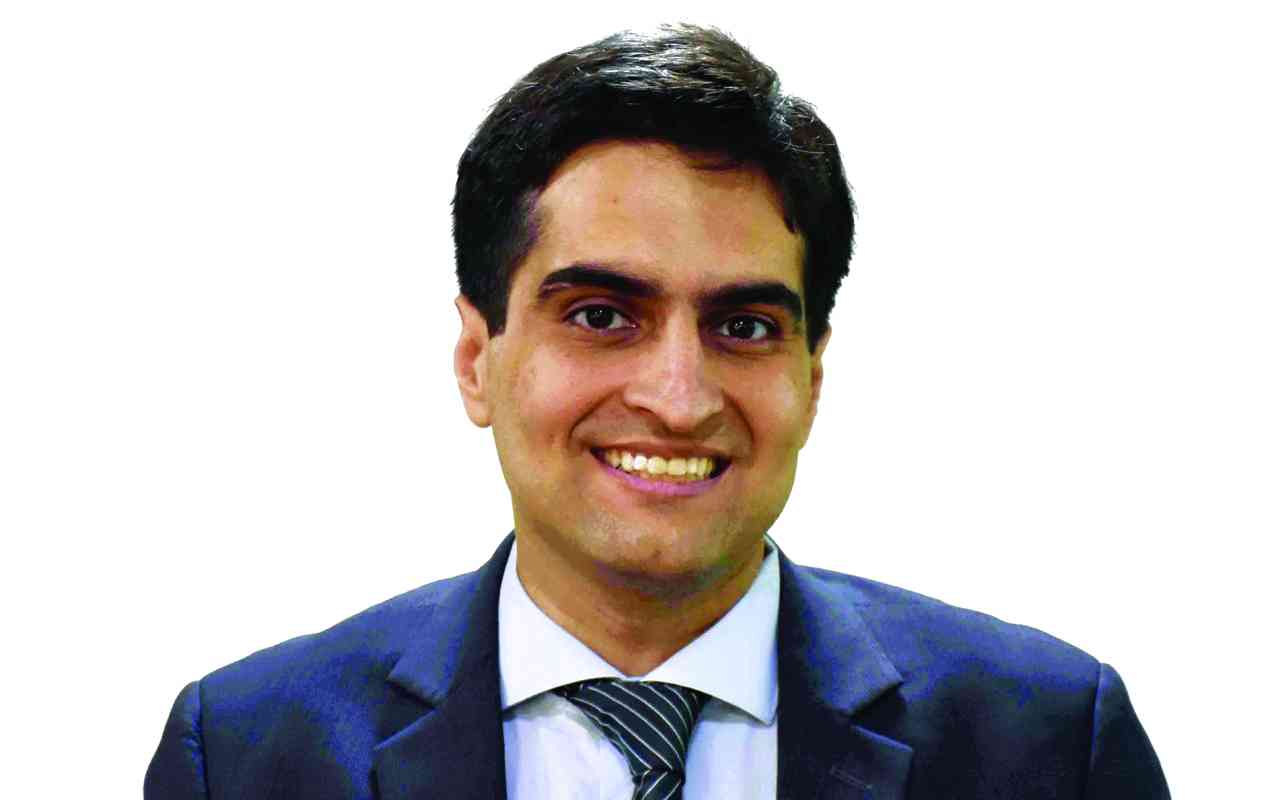 "ديفيش مامتاني"