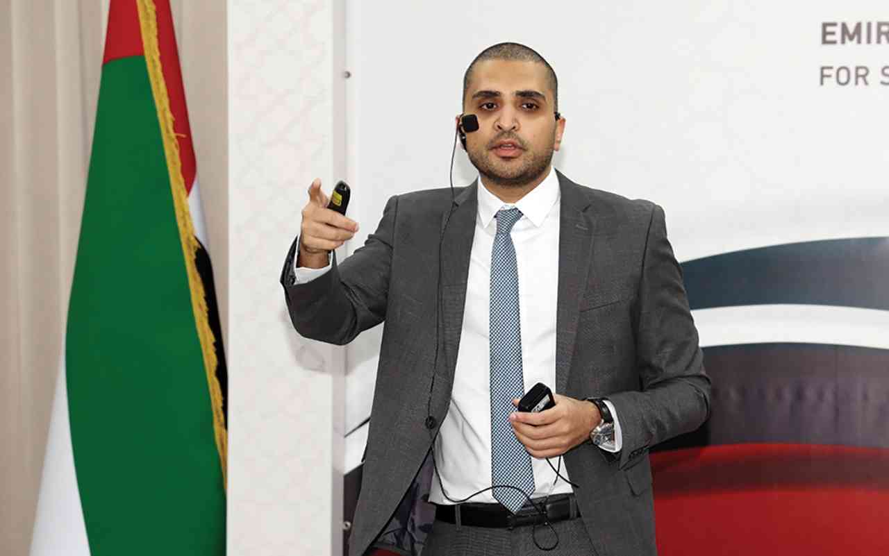 "الدكتور محمد حشاد"