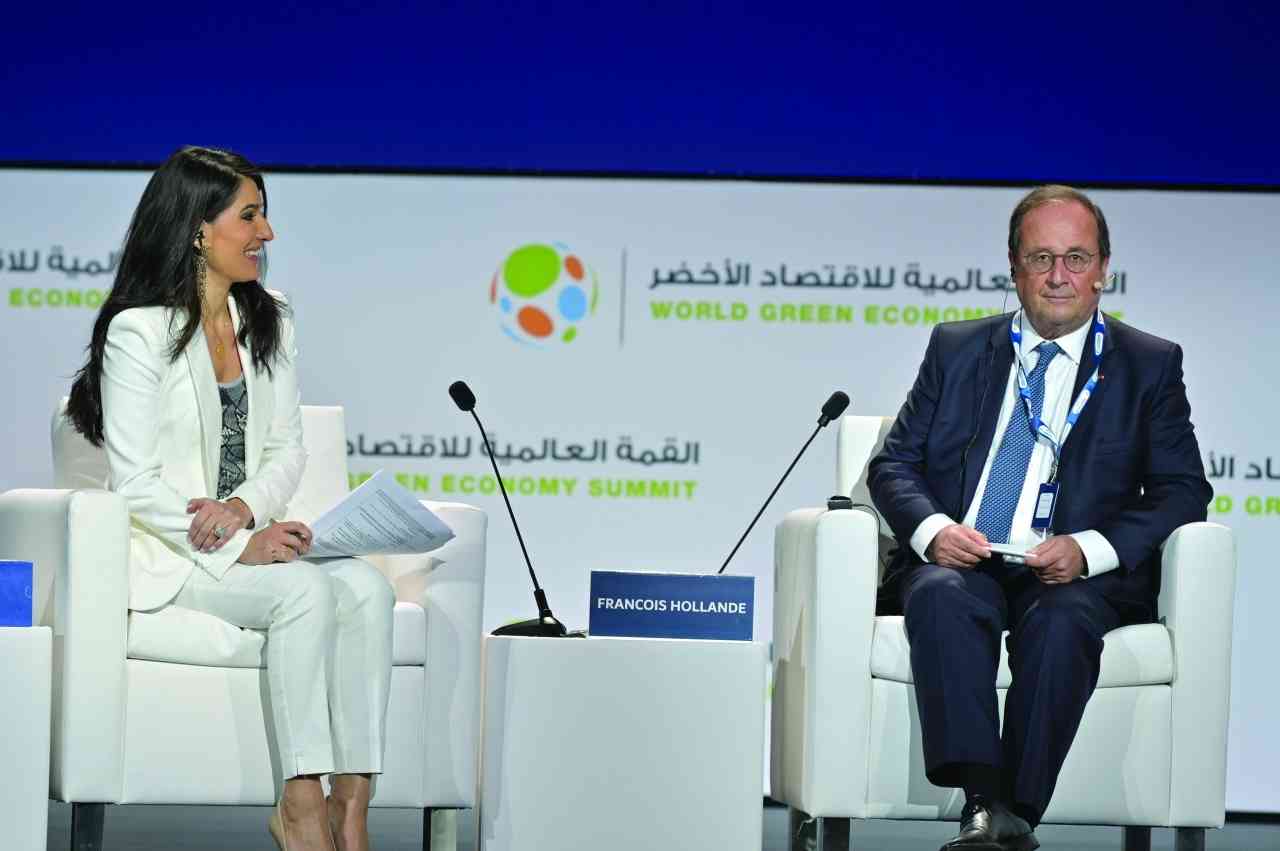"» الرئيس الفرنسي السابق فرانسوا هولاند يتحدث في القمة العالمية للاقتصاد الأخضر"