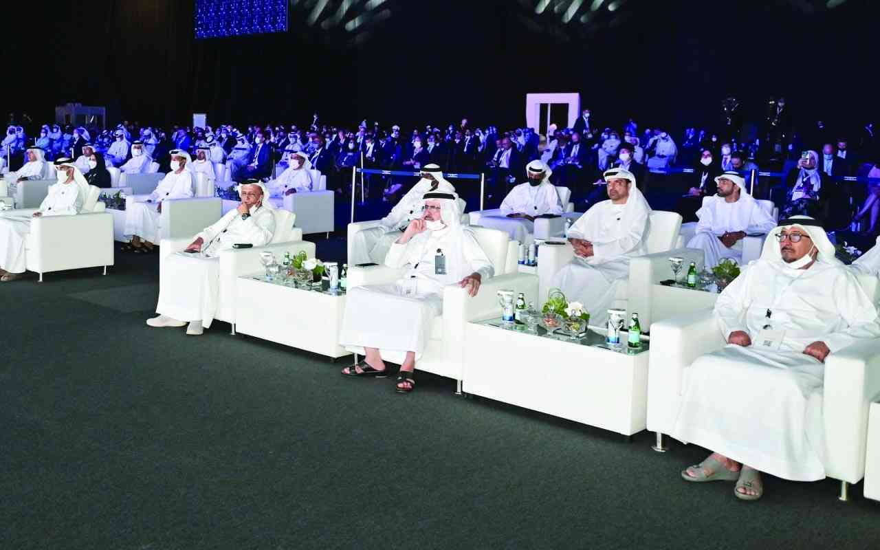 "ثاني الزيودي ومطر الطاير وسعيد الطاير وداوود الهاجري وخليفة بن دراي وعدد من الحضور"