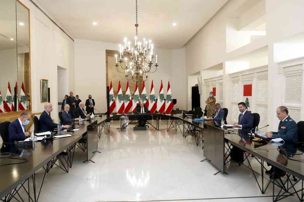 أزمات لبنان أمام طريقين.. المعالجة أو التعقيد