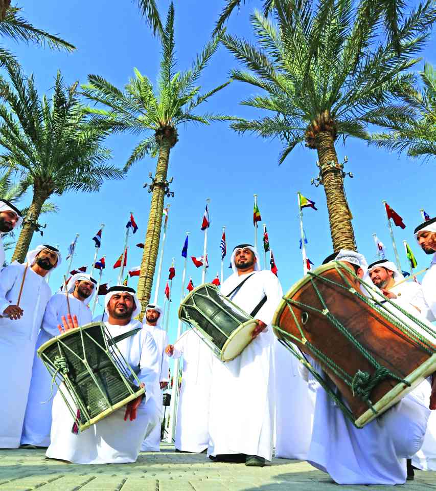 "» استعراض فرقة الحربية الإماراتية"