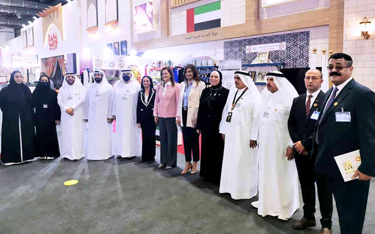 "أعضاء مجلس إدارة غرفة رأس الخيمة وقيادات الحكومة المصرية خلال المعرض | البيان"