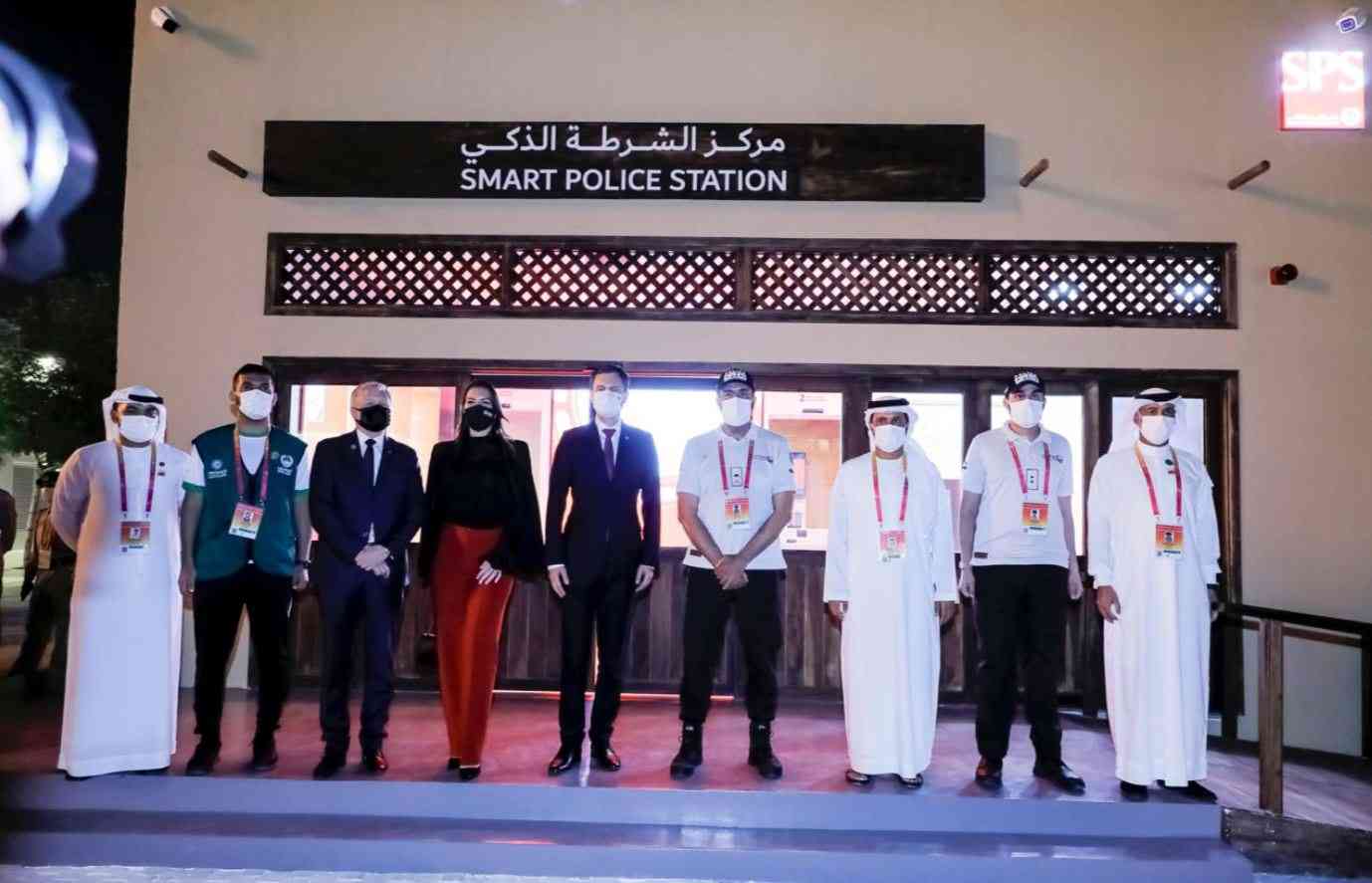 رئيس وزراء سلوفاكيا يطلع على خدمات مركز الشرطة الذكي في إكسبو 2020