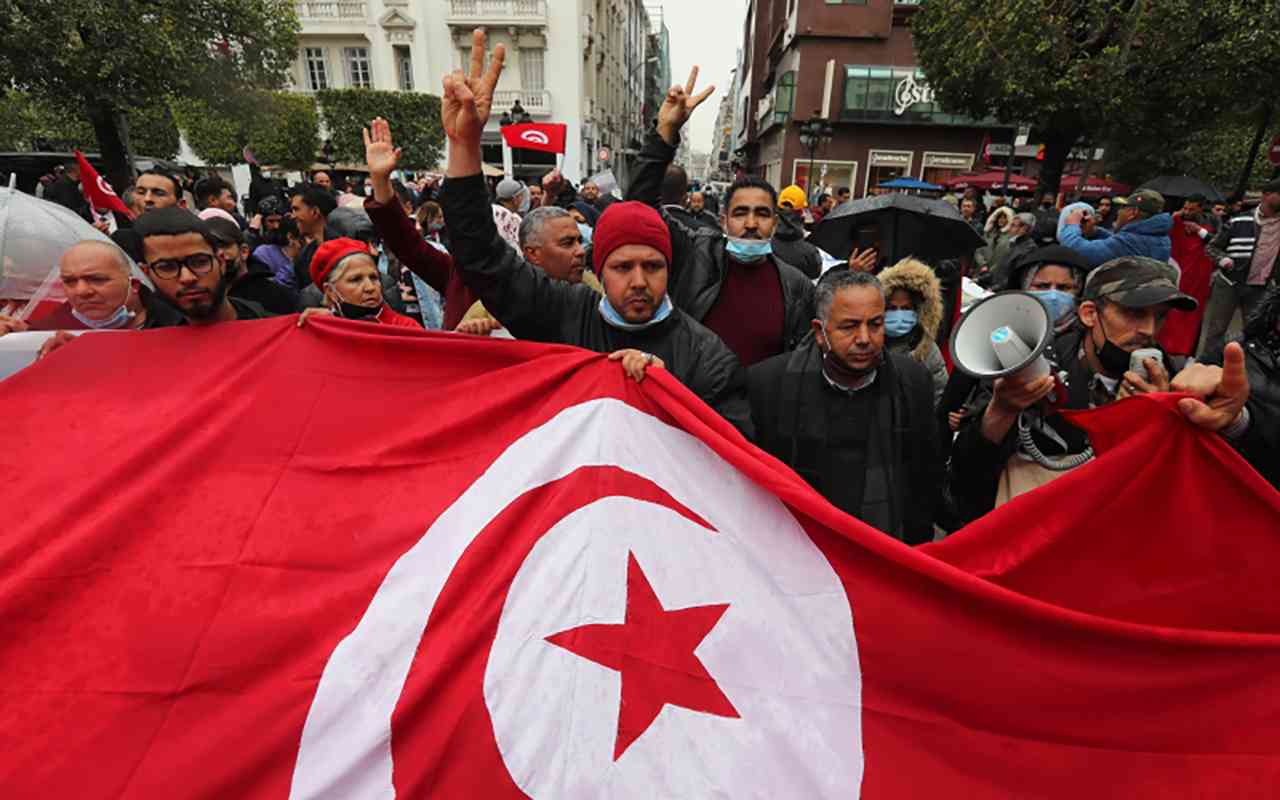 تونس.. شعبية الرئيس في تزايد