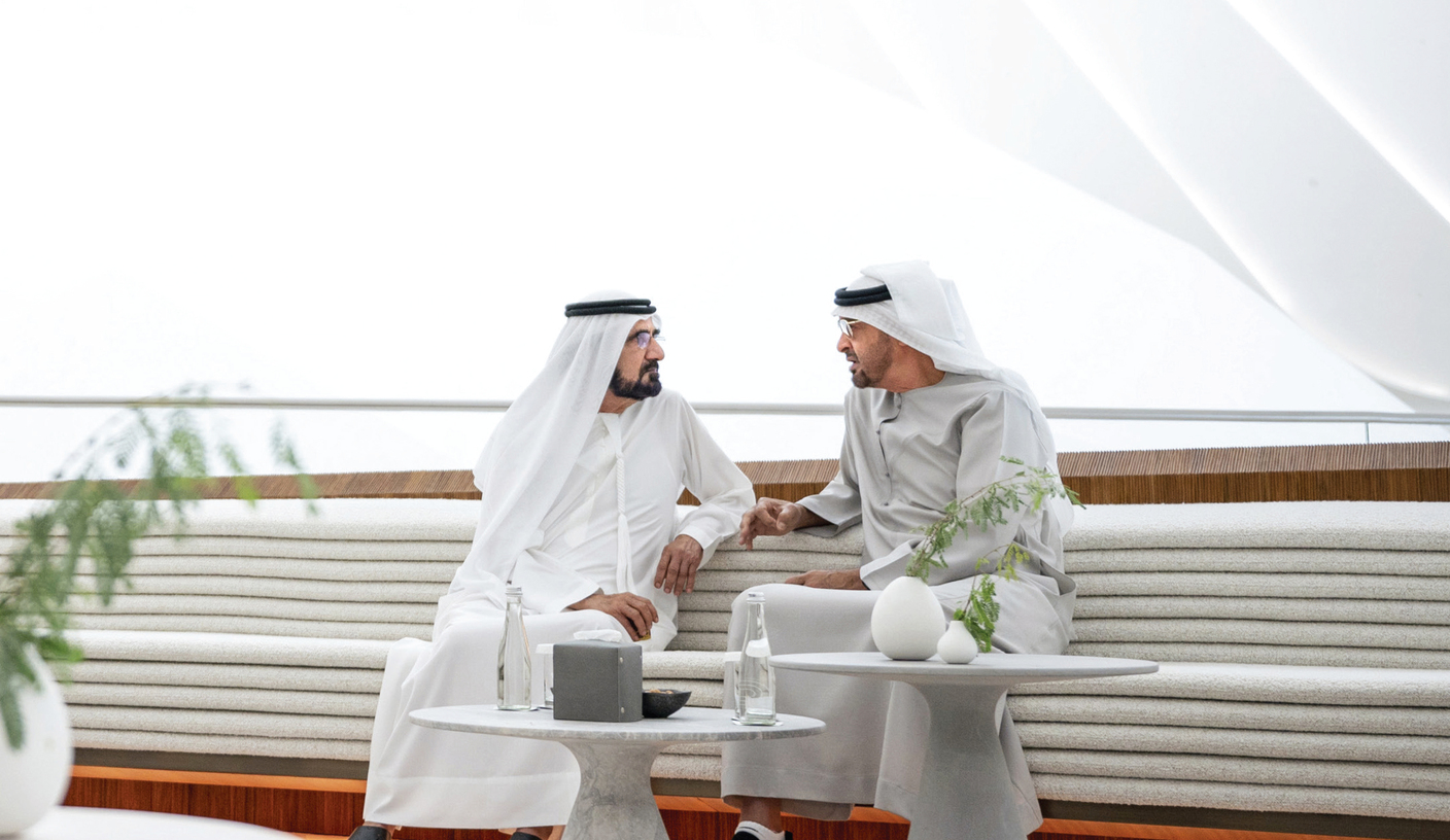 قيادة الإمارات عيون وقلوب على «إكسبو البشرية»