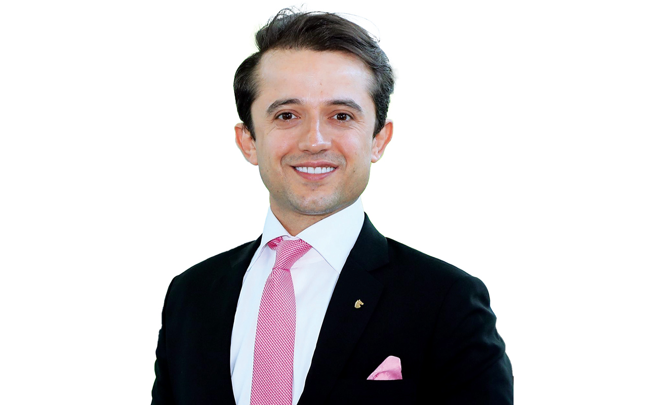 "طلال العوفي"