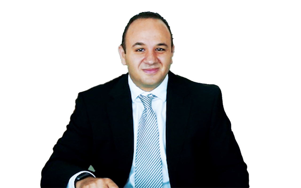 "عامر عفيفي"