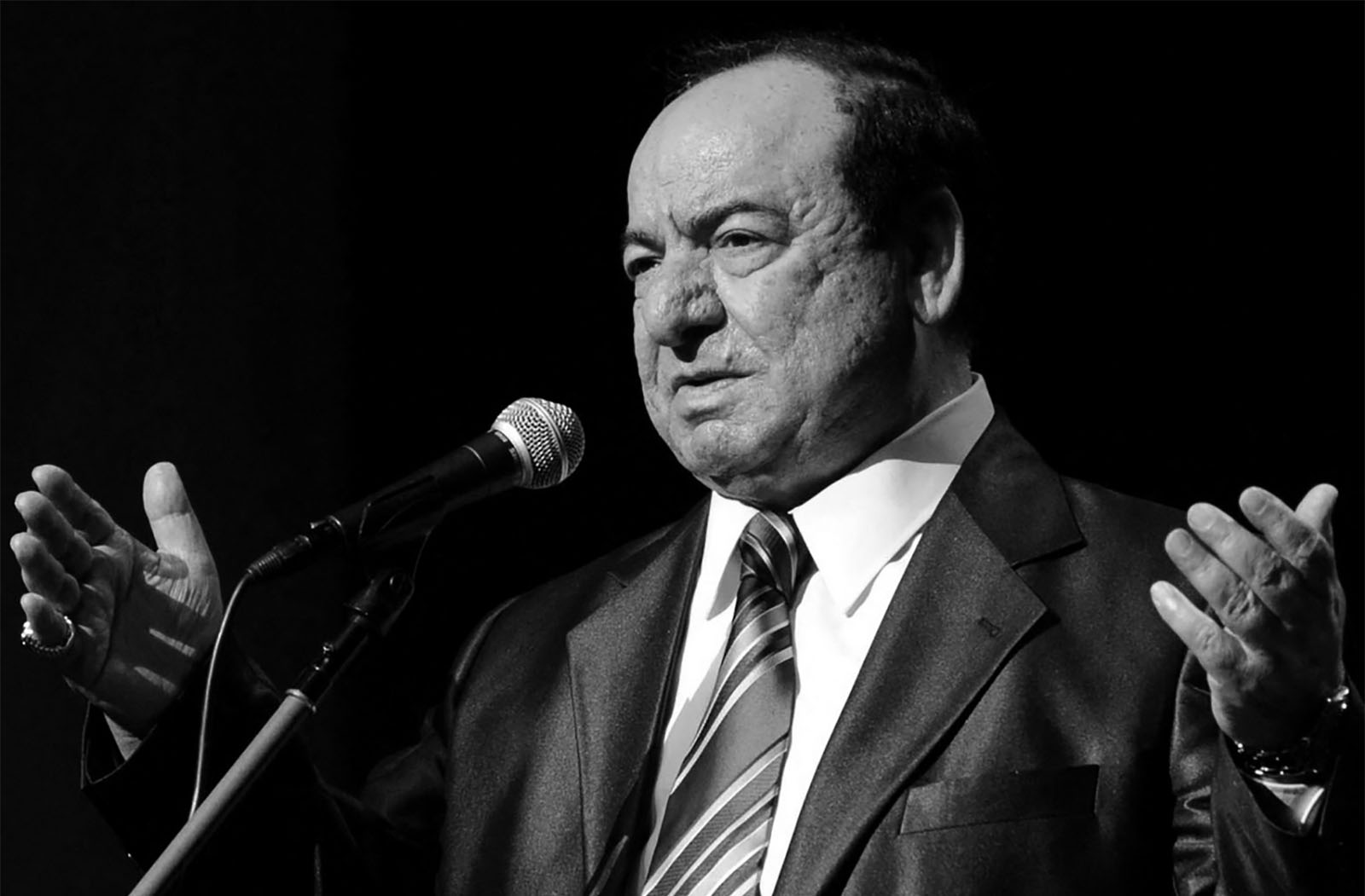 صباح فخري .. رحيل أحد أساطين وأعمدة الطرب العربي الأصيل