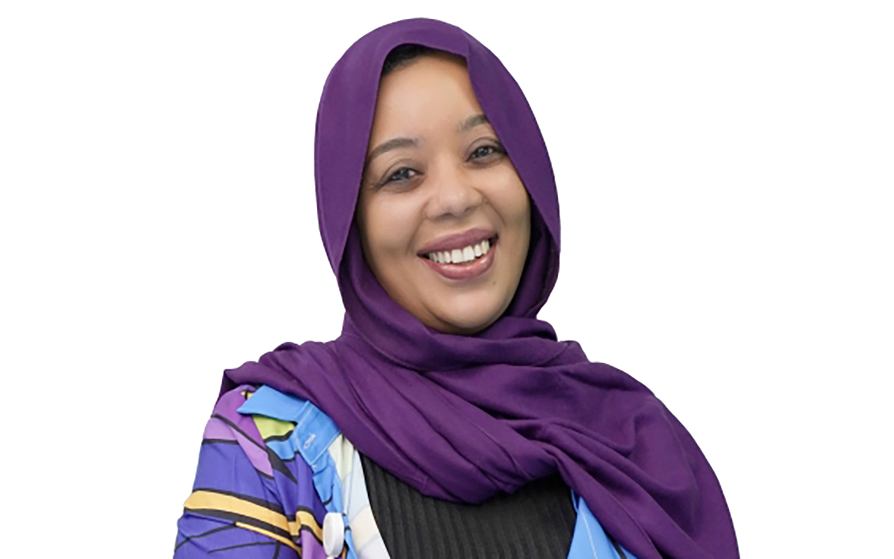 "هالة أبو زيد"