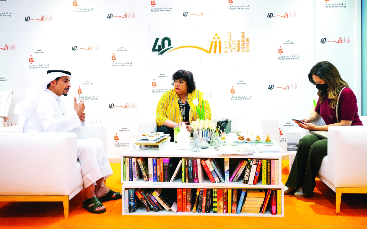 "أحمد العامري خلال استقباله إيناس عبد الدايم | من المصدر"