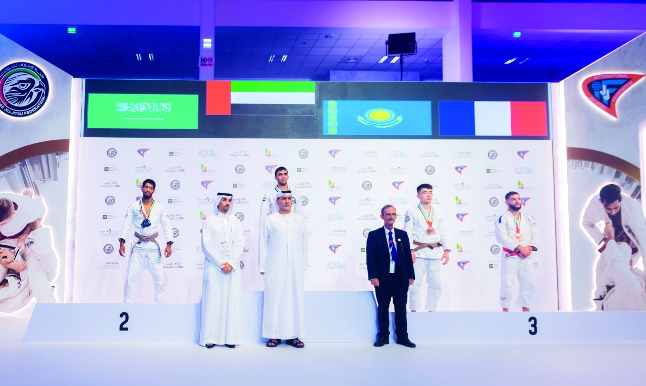 "جانب من مراسم التكريم | البيان"