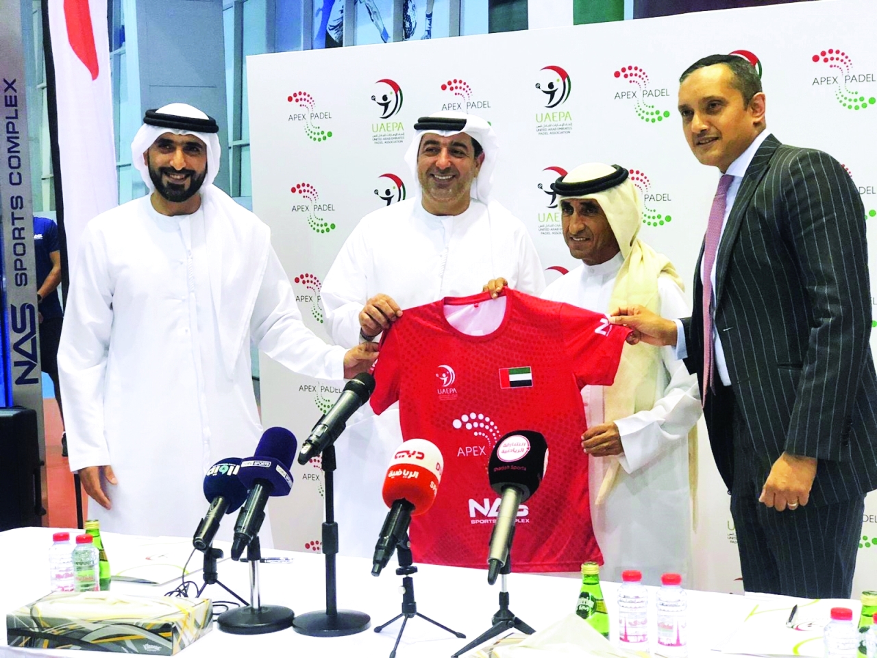 "سعيد بن مكتوم آل مكتوم خلال مراسم القرعة | البيان"
