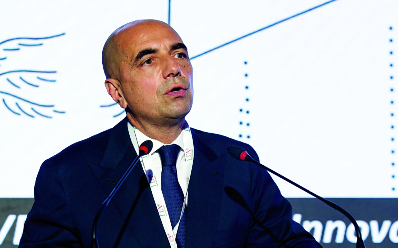 "لويجي سكورداماغليا"