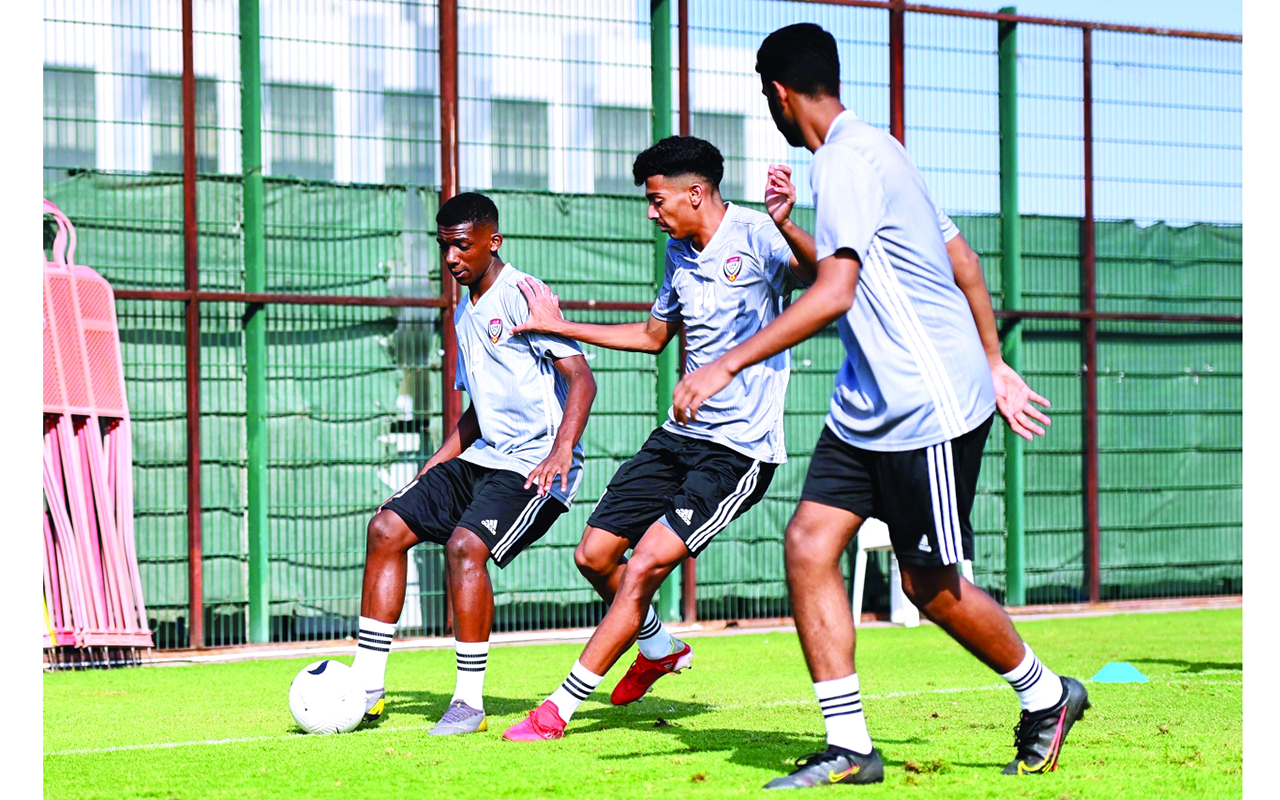 "من تدريبات منتخب الشباب | وام"