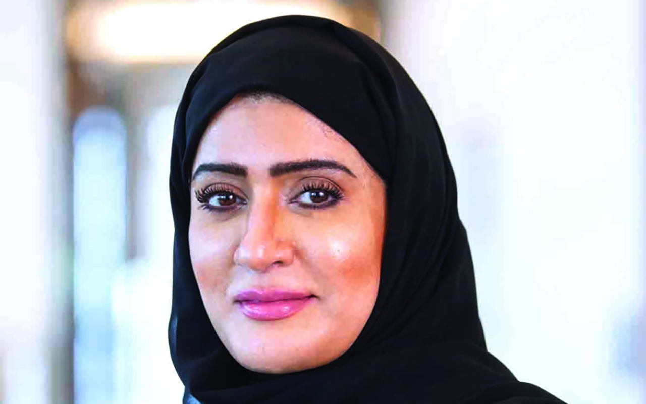 "منى فكري"