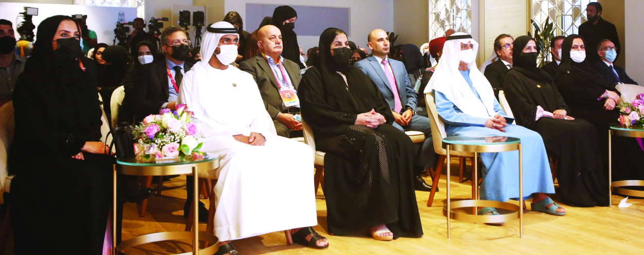"» نهيان بن مبارك خلال حضوره إطلاق ميثاق الشرف الوطني"