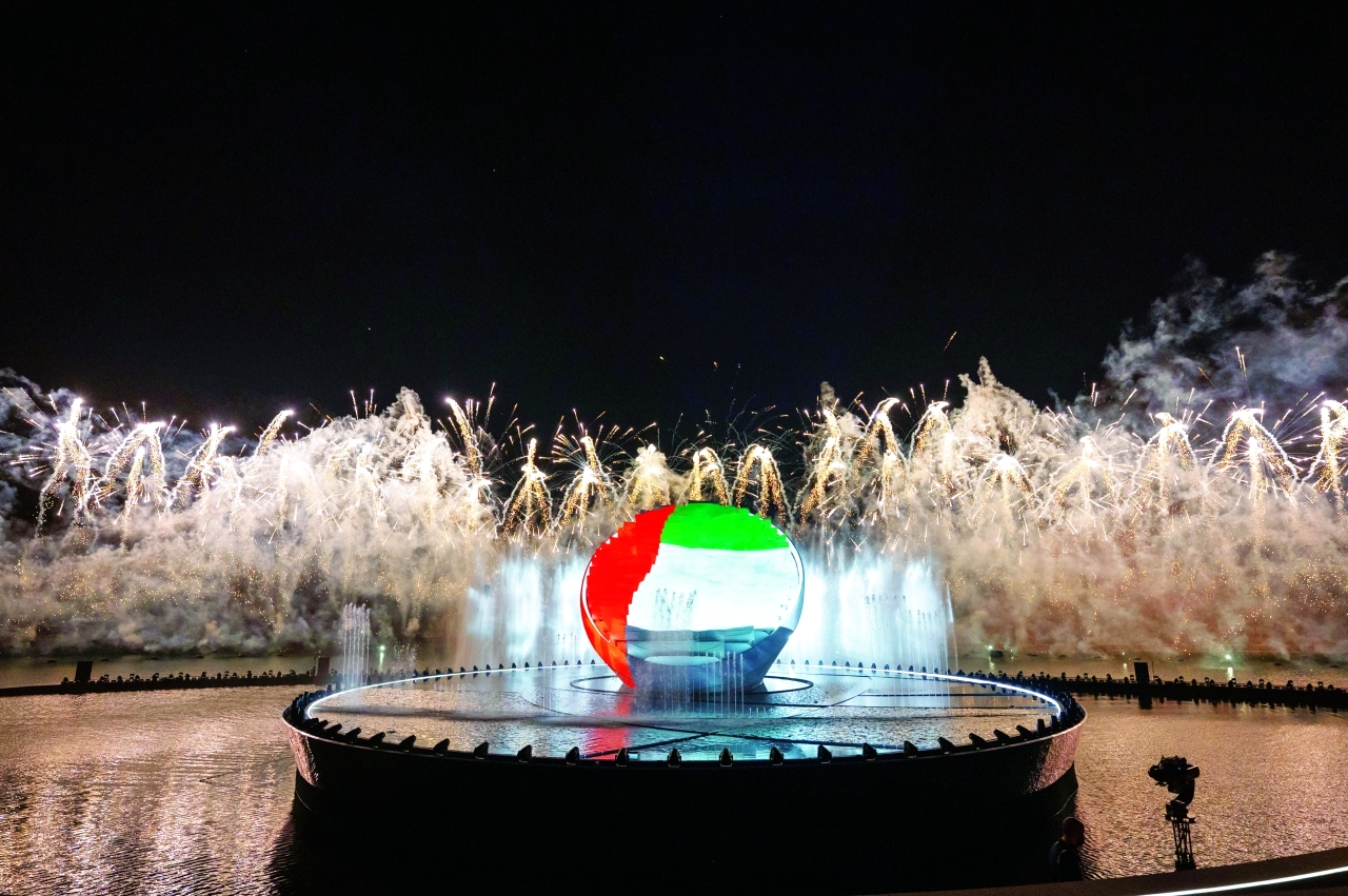 "عرض مبهر خلال الحفل في حتا"
