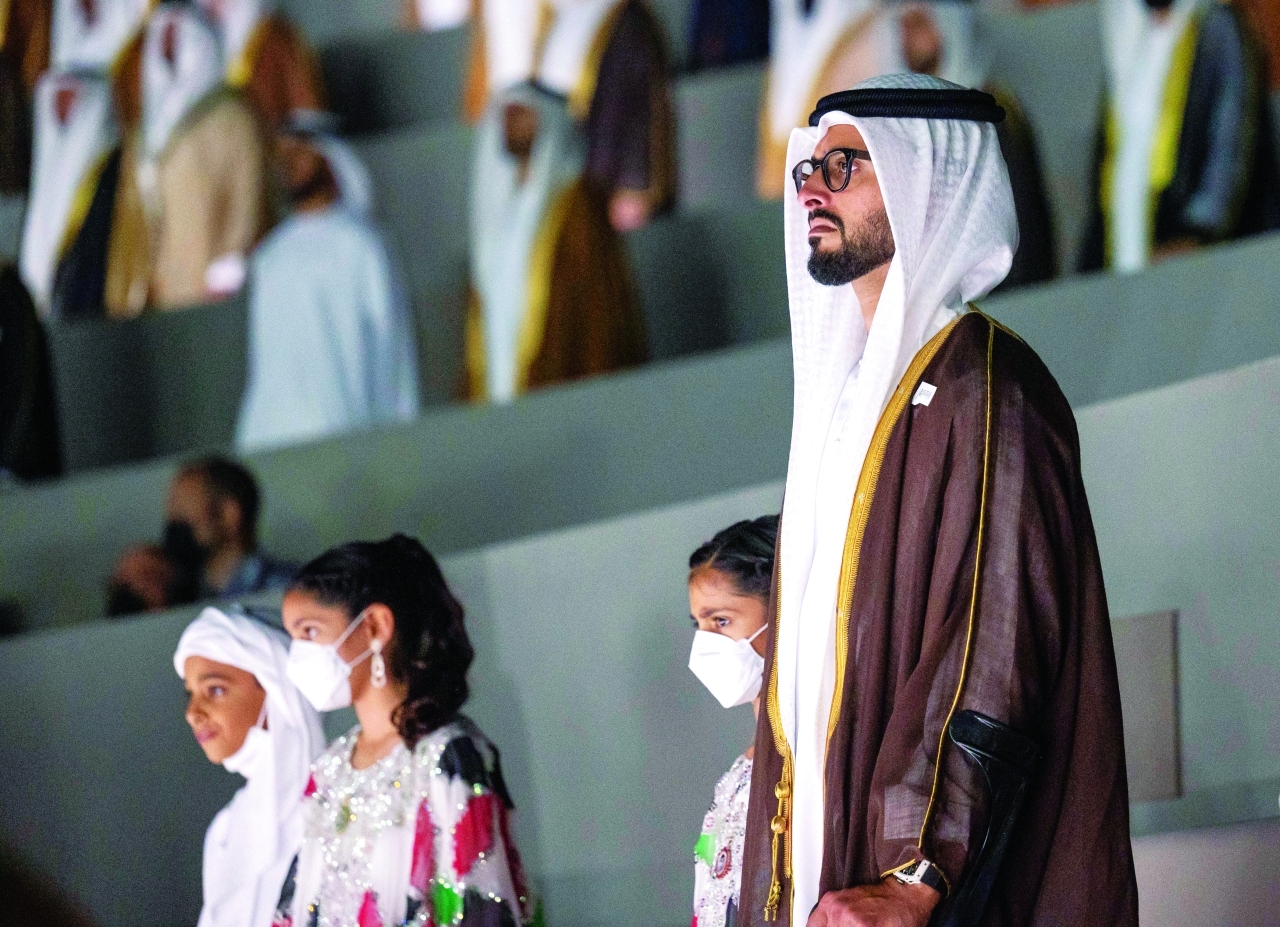 "زايد بن حمدان بن زايد خلال الحفل"