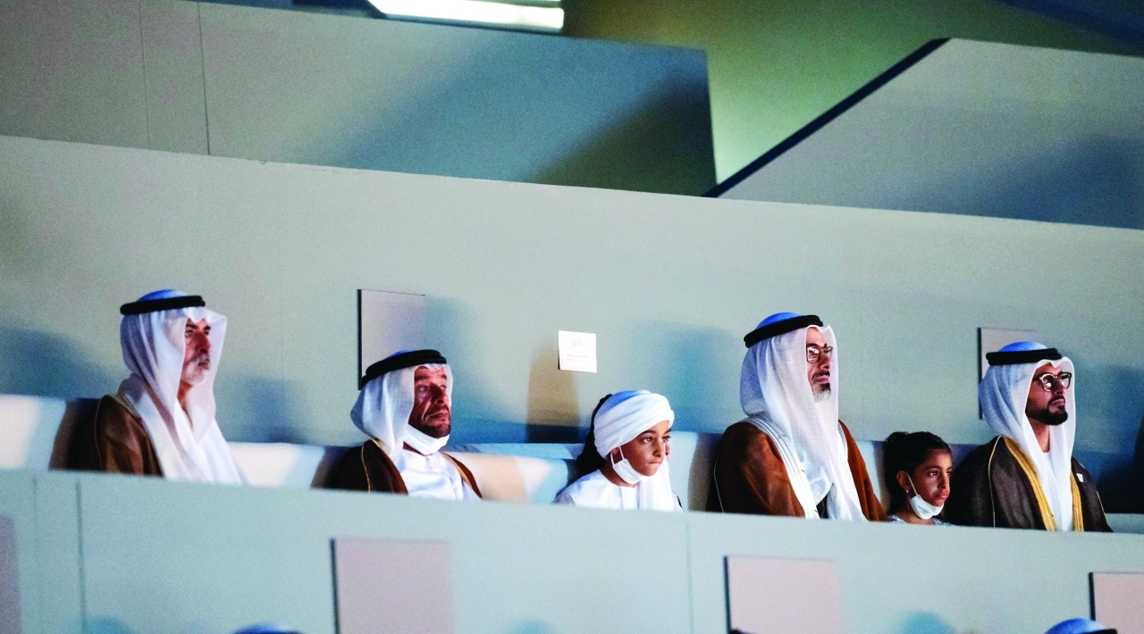 "سرور بن محمد وخالد بن محمد بن زايد وزايد بن حمدان بن زايد ونهيان بن مبارك"