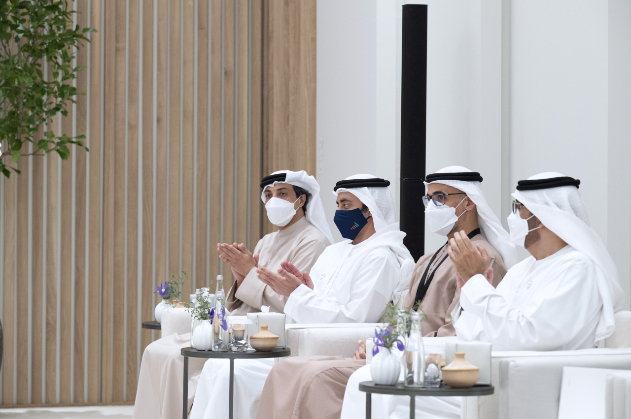 "منصور وعبدالله بن زايد وخالد بن محمد وسلطان الجابر"