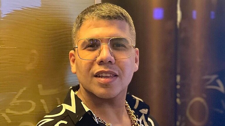 عمر كمال يعلن انتهاء أزمة تمور وحليب مع نقابة الموسيقيين