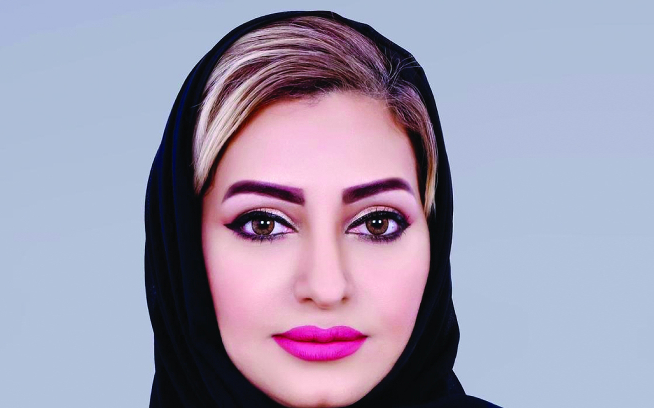 "عائشة الكعبي"