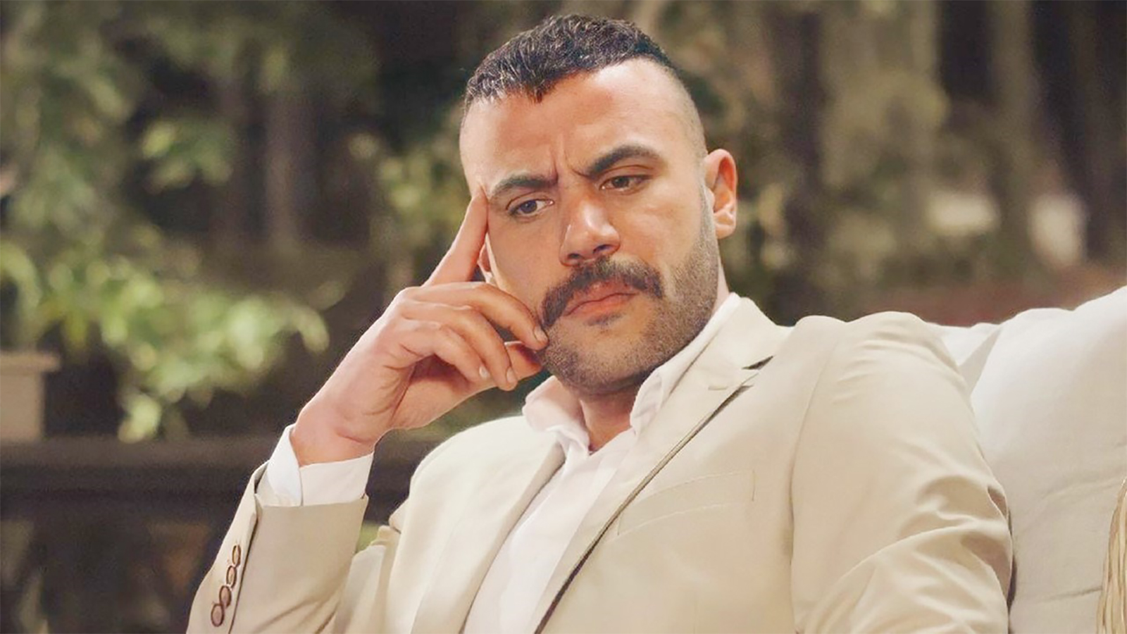 بلاغ رسمي من الفنان محمد إمام بعد تعرضه للابتزاز والسرقة