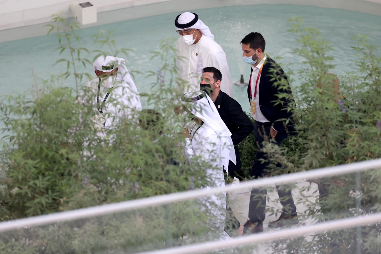 ميسي يزور جناح الإمارات في إكسبو 2020 دبي