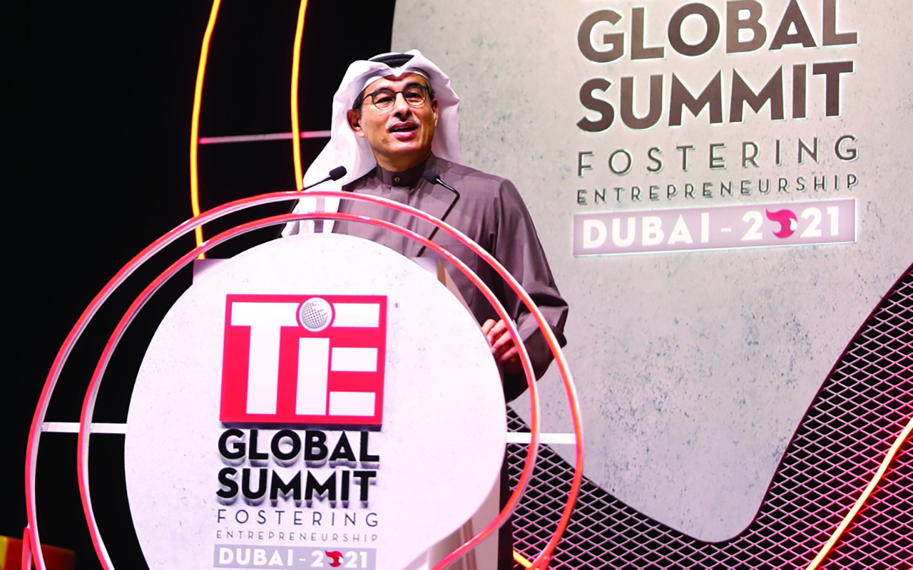 "محمد العبار يتحدث خلال قمة تاي العالمية 2021» للابتكار وريادة الأعمال في اكسبو ــ تصوير: خافير ويلسون"