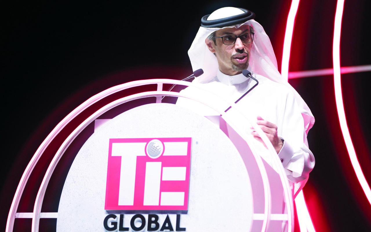 "حمد بوعميم، يتحدث خلال قمة تاي العالمية 2021» للابتكار وريادة الأعمال في اكسبو ـــ تصوير: خافير ويلسون"